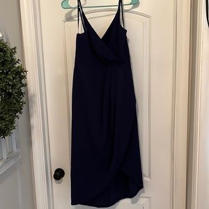 Lulu’s navy blue dress